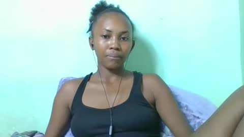 Snapshot of lucie196645 chatting on April 30, 6:58 pm lucie196645 online show from April 30, 6:58 pm