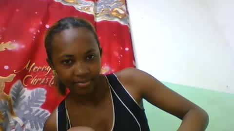 Snapshot of lucie196645 chatting on May 22, 5:58 am lucie196645 online show from May 22, 5:58 am