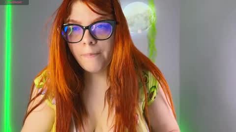 Snapshot of lucie_nicolls chatting on February 10, 7:49 pm Lucie   online show from February 10, 7:49 pm