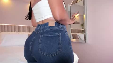 lucie online show from February 16, 5:20 pm