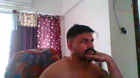 Snapshot of luciferdustin chatting on October 5, 9:18 am luciferdustin online show from October 5, 9:18 am