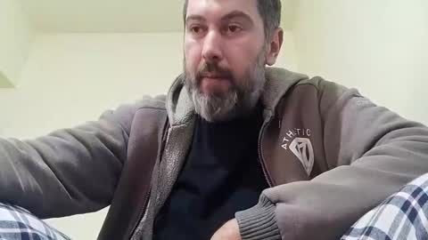 Snapshot of lucifergotharder chatting on December 10, 9:44 am Lucifergotharder online show from December 10, 9:44 am