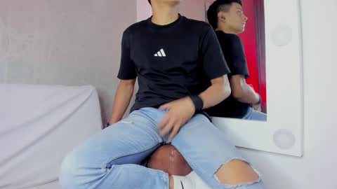 Leo online show from February 21, 2:06 pm