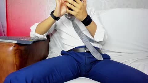 Leo online show from February 28, 5:37 pm