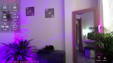 luciiana online show from January 9, 1:02 pm