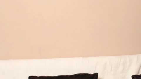 Snapshot of lucke_noor chatting on February 14, 5:25 pm Noor online show from February 14, 5:25 pm