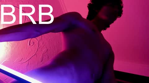 Snapshot of lucke_noor chatting on January 8, 6:26 am Noor online show from January 8, 6:26 am