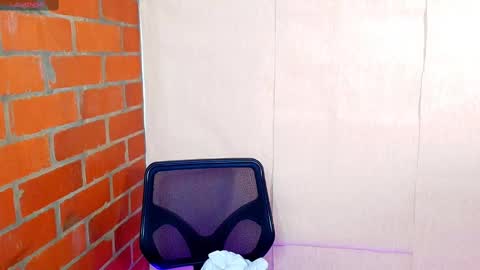 lucky_blessed online show from March 6, 3:35 pm