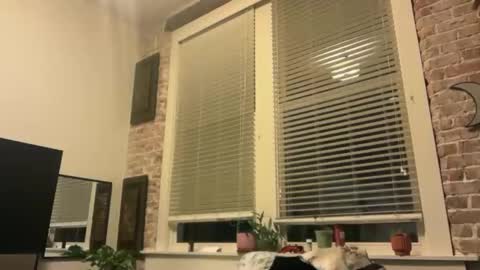 Snapshot of lucky_bme chatting on May 11, 3:23 am lucky_bme online show from May 11, 3:23 am
