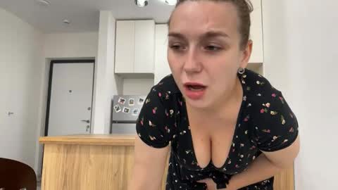 lucky_foryou_baby online show from November 5, 6:46 am