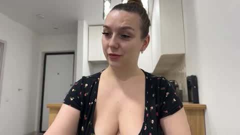 lucky_foryou_baby online show from February 9, 2:32 pm