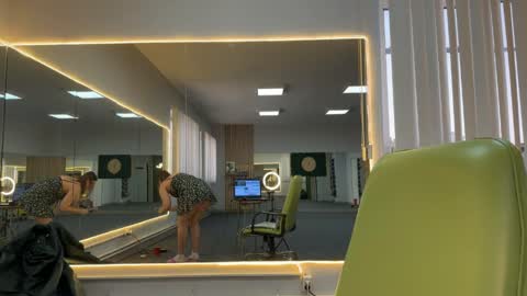 lucky_foryou_baby online show from March 30, 11:44 am