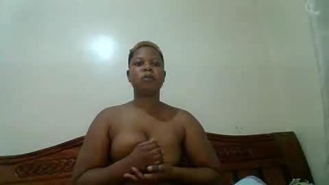 Snapshot of lucky_joy chatting on April 19, 9:28 pm Lucky joy online show from April 19, 9:28 pm
