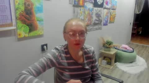 lucky_licky20 online show from March 22, 3:48 pm