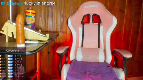 Luca  Lucky    online show from December 22, 4:06 am