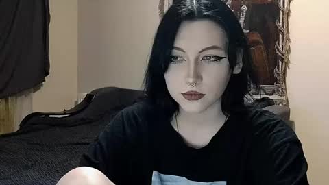 luckybastrad0677 online show from May 22, 8:14 pm