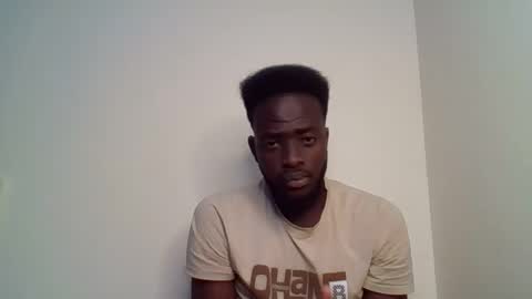 Snapshot of luckycharly chatting on February 14, 6:02 am MASTER  DOM online show from February 14, 6:02 am
