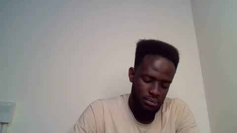 Snapshot of luckycharly chatting on February 14, 9:03 am MASTER  DOM online show from February 14, 9:03 am
