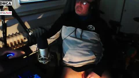 Snapshot of luckyfreak1 chatting on January 17, 1:24 pm call me Stefan online show from January 17, 1:24 pm