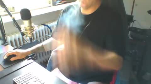        call me  Stefan online show from August 1, 6:29 pm