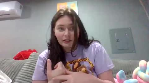 Snapshot of luckygirl96 chatting on October 27, 12:15 am luckygirl96 online show from October 27, 12:15 am
