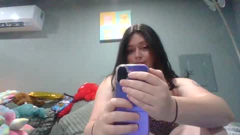 Snapshot of luckygirl96 chatting on August 8, 2:47 am luckygirl96 online show from August 8, 2:47 am