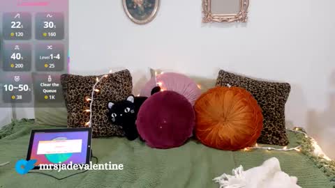 Jade online show from October 17, 1:09 am