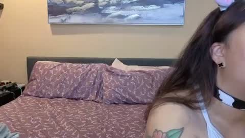 luckylee1992 online show from October 12, 3:27 am