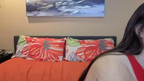 luckylee1992 online show from October 28, 7:12 am