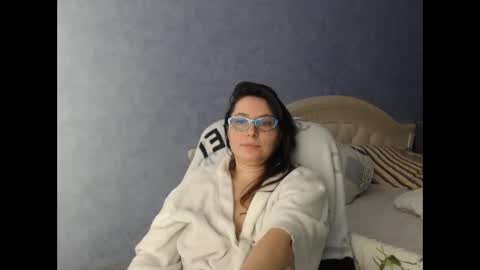 luckylinda23 online show from February 12, 11:51 am