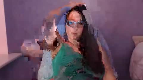 luckylinda23 online show from January 17, 10:24 pm