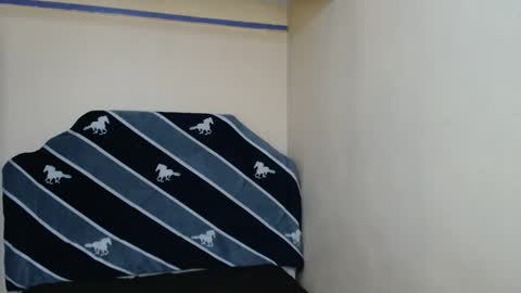 Snapshot of luckyluna7 chatting on September 9, 11:32 am luckyluna online show from September 9, 11:32 am