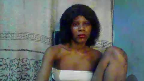 Snapshot of luckymadequeen chatting on September 20, 6:31 pm Gloria online show from September 20, 6:31 pm