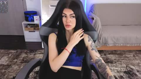 Snapshot of luckyrebel_ chatting on May 6, 6:52 am Monika online show from May 6, 6:52 am