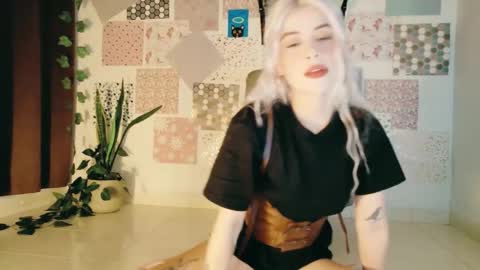 luckysapphire777 online show from February 24, 9:29 am