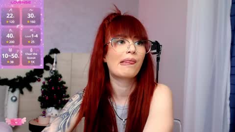 Mia online show from January 6, 11:09 pm