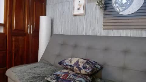 Lucy online show from February 4, 3:45 am