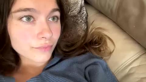 Lucy online show from October 8, 7:33 pm