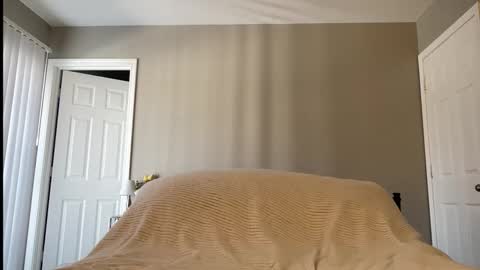 Lucy online show from January 31, 8:07 pm