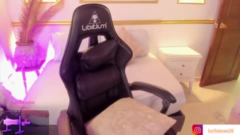 lucy online show from March 2, 2:08 am