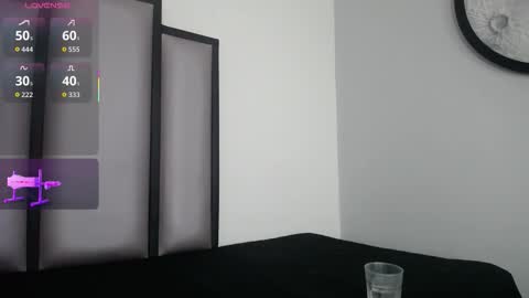   online show from October 12, 4:33 am