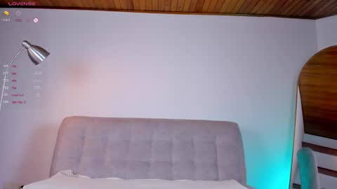 Snapshot of lucy__77 chatting on September 11, 5:35 pm Hello my name is Lucy nice to meet you thumb up is important for me kisses online show from September 11, 5:35 pm