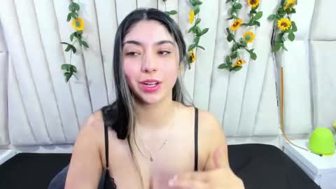 lucy_anal_ online show from September 8, 6:18 pm