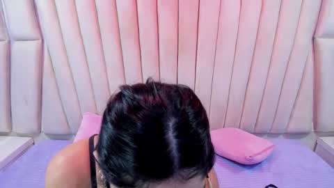 lucy_anal_ online show from February 19, 11:34 pm
