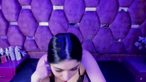 lucy_anal_ online show from May 19, 11:22 pm
