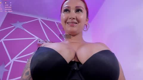 lucy_beatifull online show from April 15, 8:09 pm