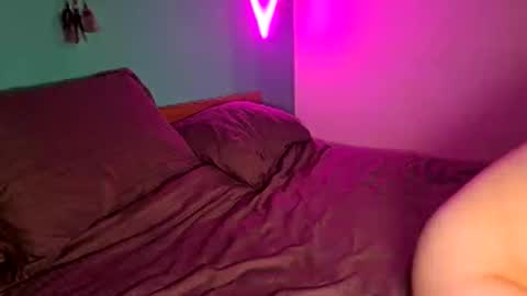 Snapshot of lucy_bigass6 chatting on January 23, 10:11 pm Lucy online show from January 23, 10:11 pm