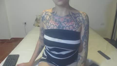 Lucia online show from December 30, 8:25 pm