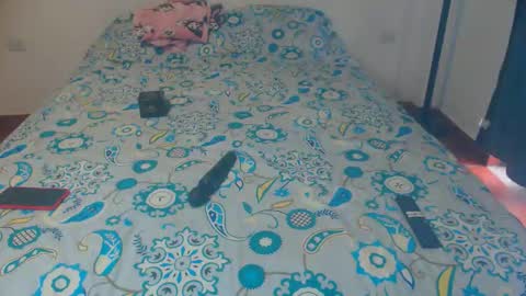 Lucia online show from February 16, 6:59 pm