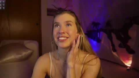 Lucy. online show from February 26, 3:42 am